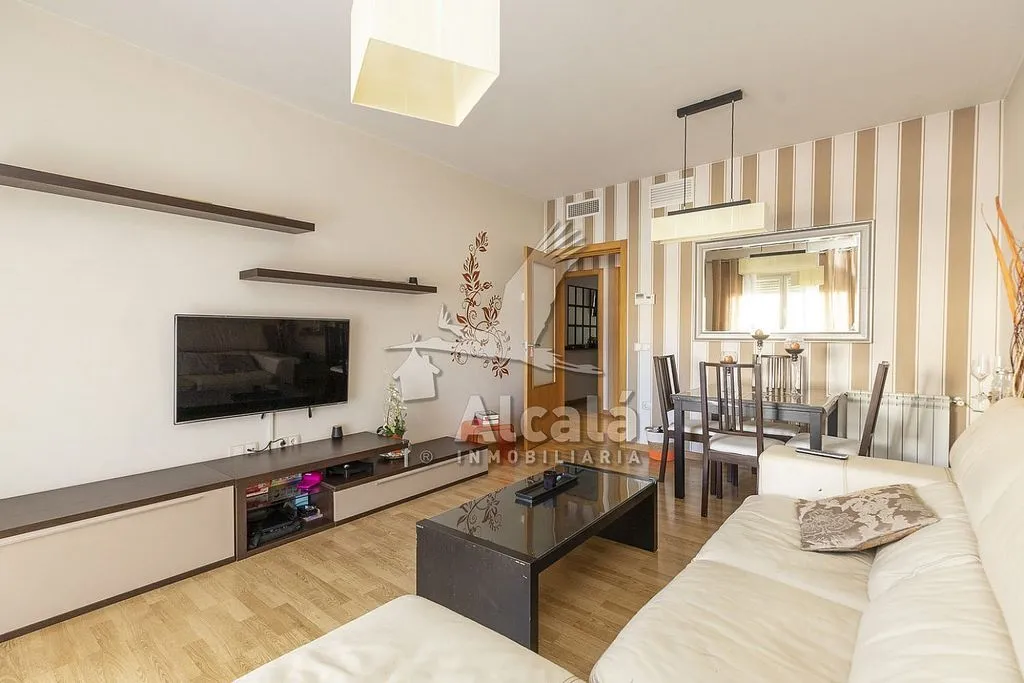 Elutuba - Apartment with Pool in El Olivar, Alcalá de Henares