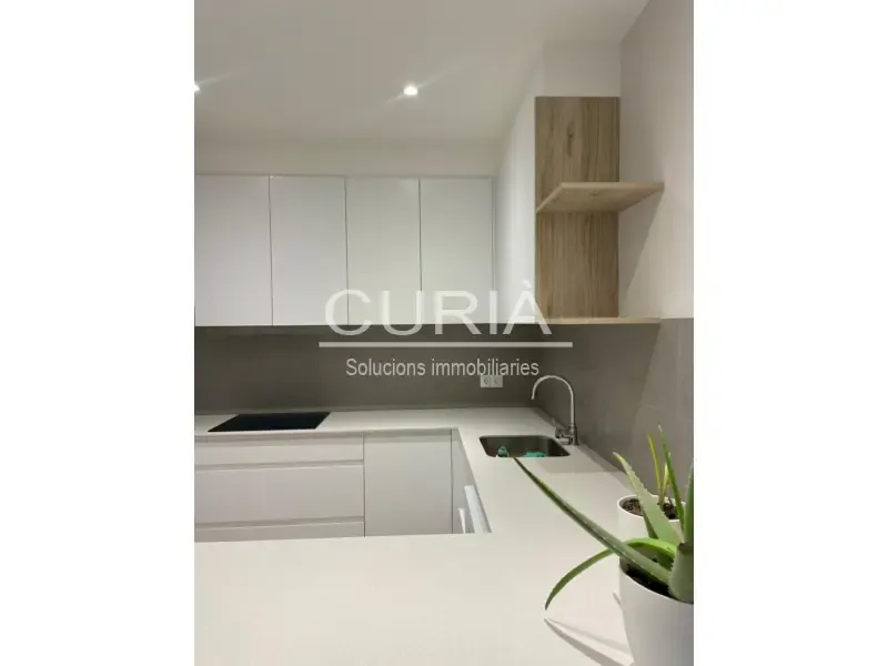 Cuisine - Reformed Apartment with River View in Historic Centre