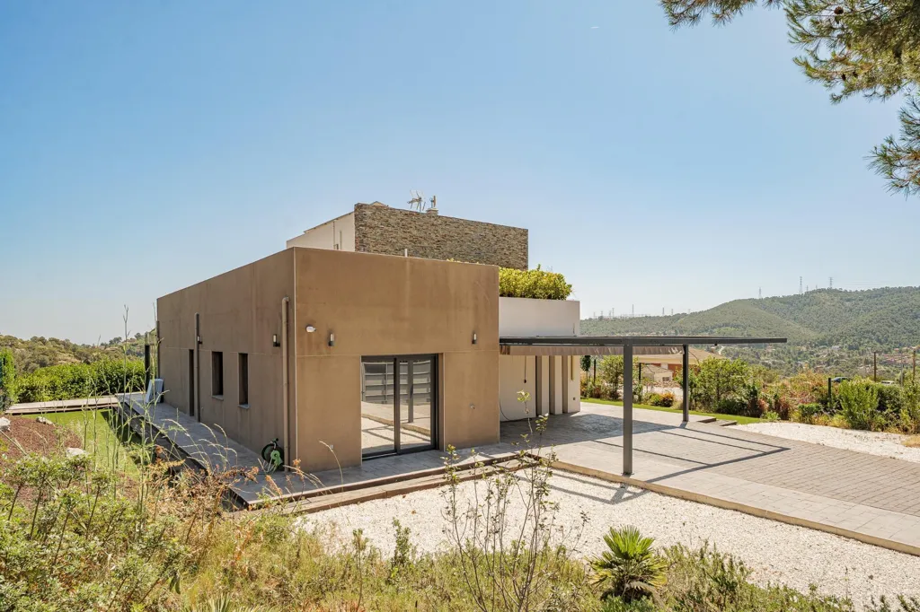 Välivaade - Luxury Villa with Spa in Olesa de Bonesvalls