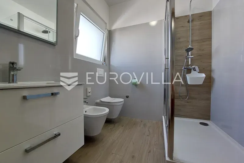 Vannitoad - Modern House with Pool near Pula, Istria
