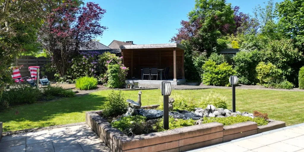 Jardin - Villa Rénovée avec Jardin à Merelbeke