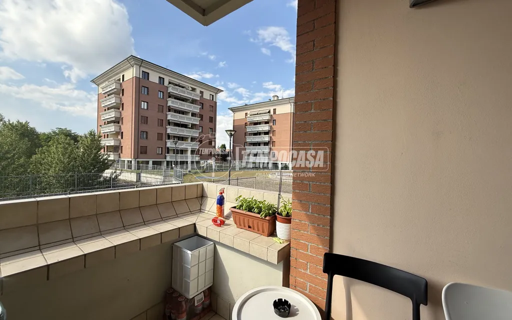 Balcony - Apartment with Balcony in Busto Garolfo
