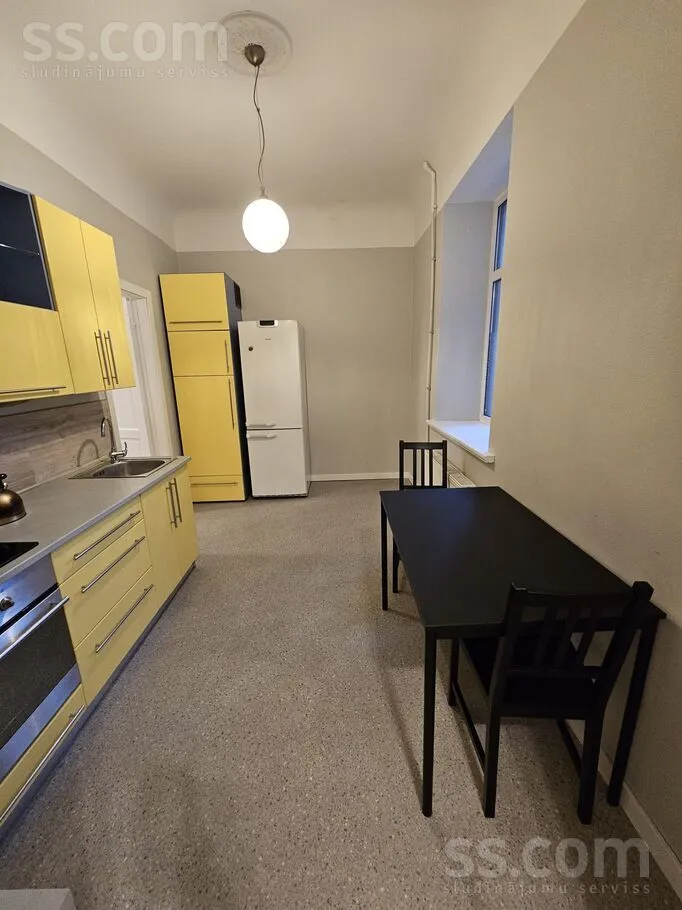 Cucina - Two-Bedroom Apartment with High Ceilings in Riga Centre