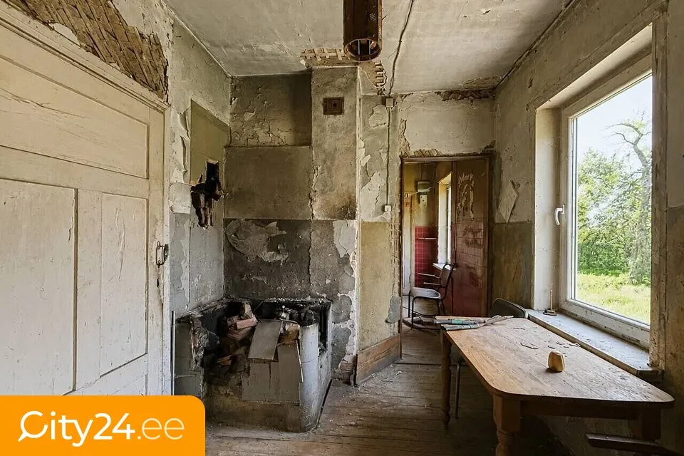 Rooms - House with Land for Development in Sompa