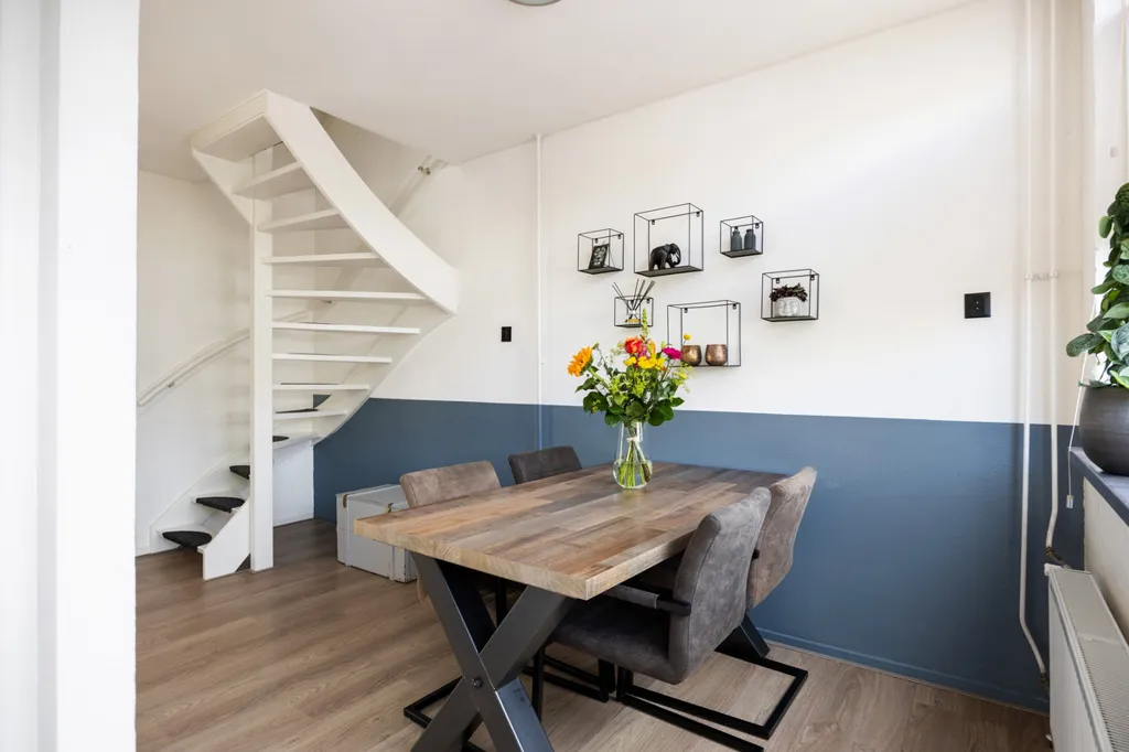 Söögituba - Modernised Semi-Detached House with Garden in Marum