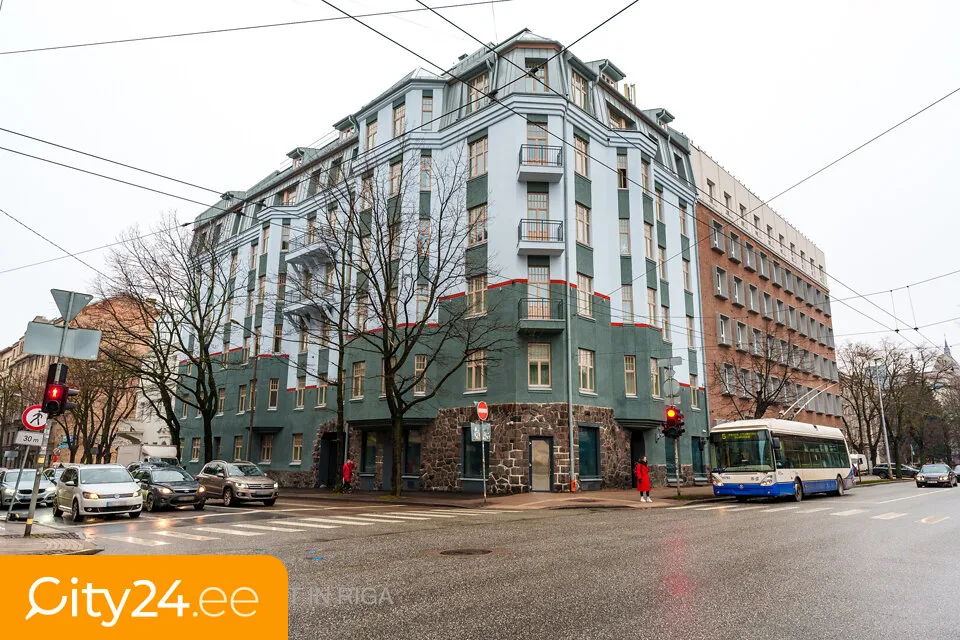 Välivaade - Furnished Studio in Historic Jūgendstil Building, Riga Centre