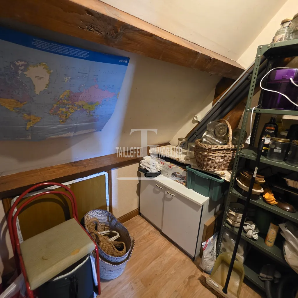 Buanderie - Maison avec Piscine dans un Environnement Calme à Boulazac