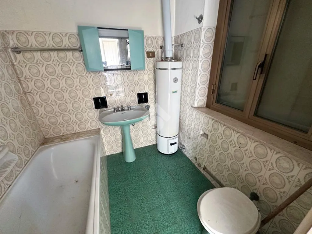 Salles de bain - Rustic Villa with Private Garden in Majano