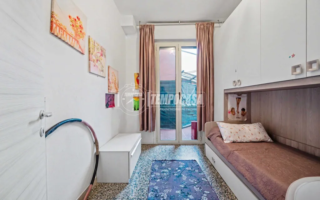 Chambres - Central Trilocale with Balcony in Faenza