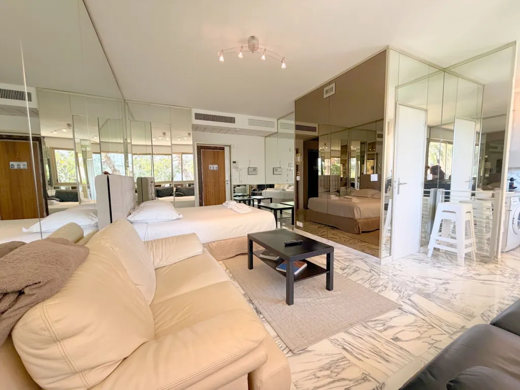 Soggiorno - Luxury 1-Bedroom Apartment in Monaco