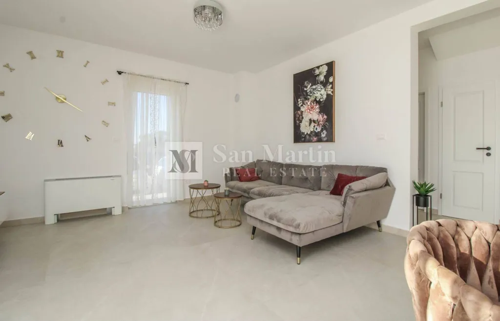 Elutuba - Modern House with Private Garden in Poreč Centre