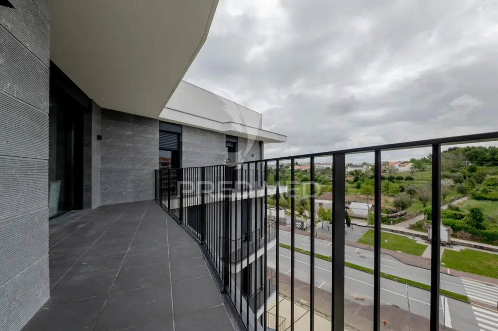 Rõdu - Penthouse with Panoramic Views in Mangualde Centre