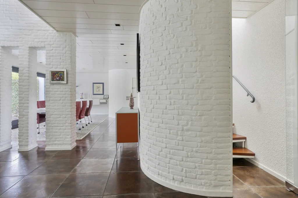 Entrée - Dual Living Villa with Spa in Borne