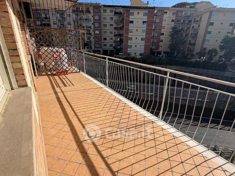 Balcon - Bright Apartment with Balcony in Naples