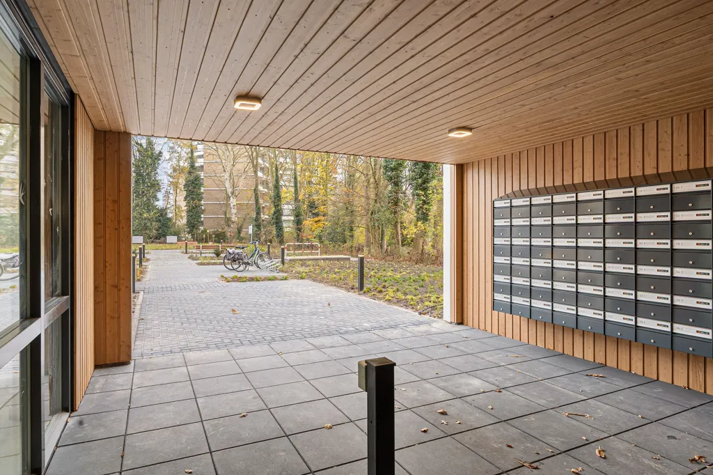 Esik - Type A Apartment with Park View in Ede