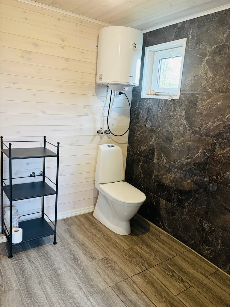 Bathrooms - Modern Cabin with Terraces near Peraküla