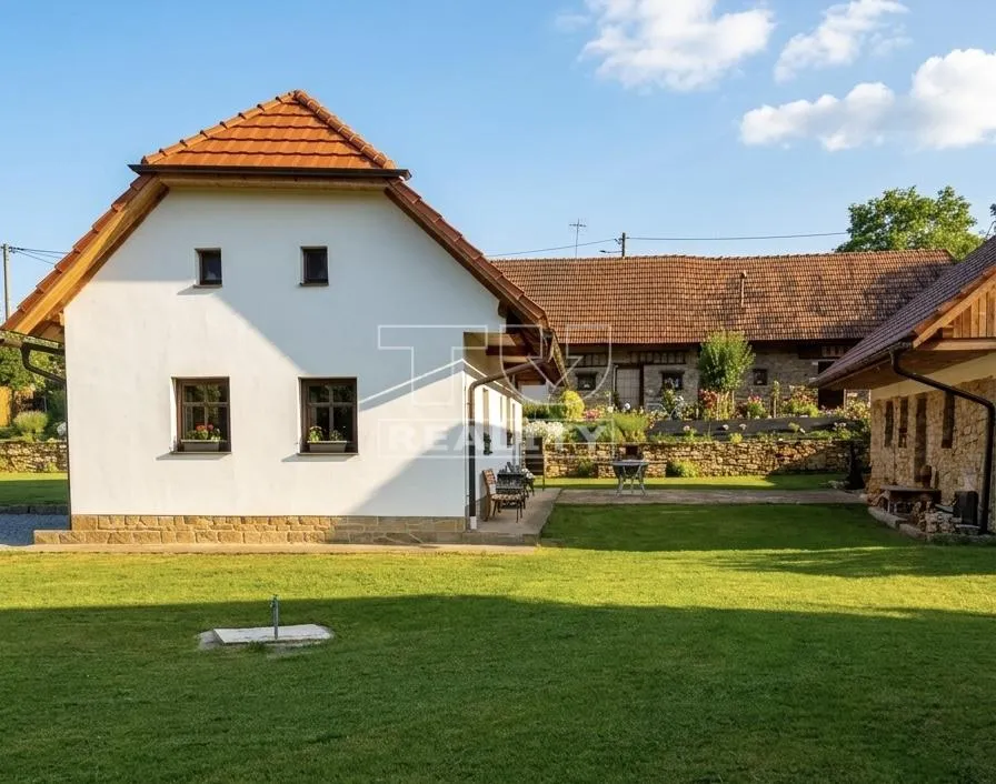 Extérieur - House with Large Land in Myjava Hills