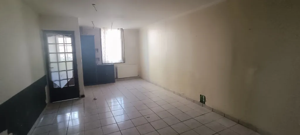 Pièces - Maison à Conforter avec Terrasse à Roubaix