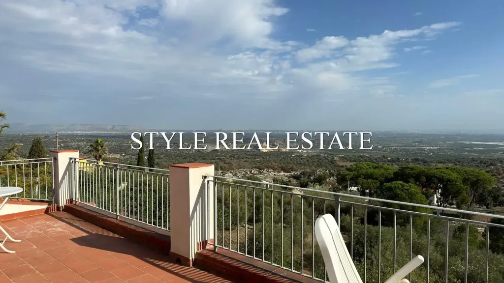 Terrass - Villa with Panoramic View in Noto