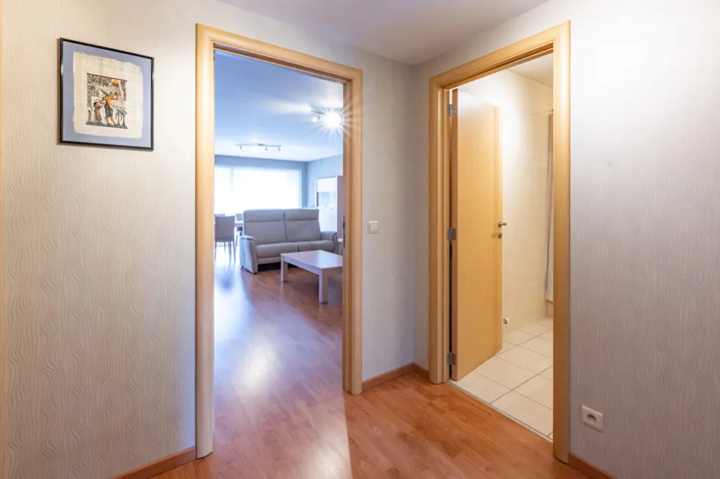 Entrée - Appartement Équipé avec Terrasse et Parking à Anvers