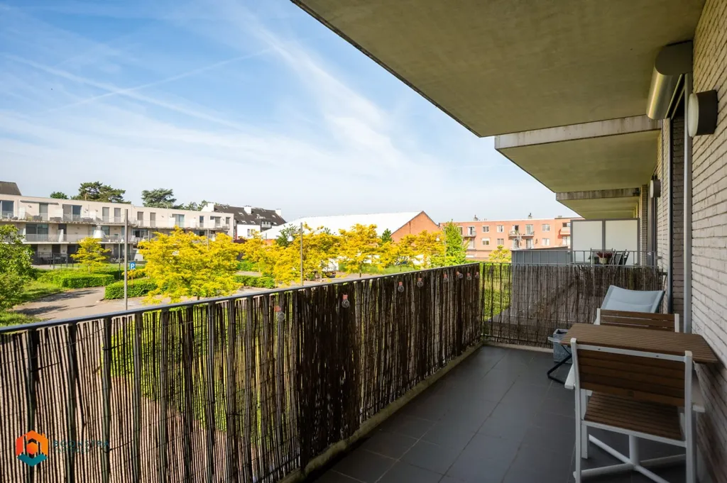 Rõdu - Bright Flat with Terrace in Heist-op-den-Berg