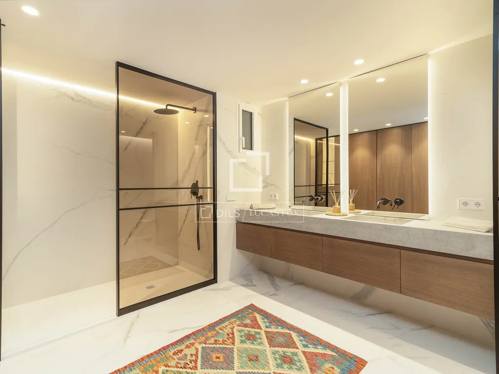 Salles de bain - Renovated Apartment with City Views in Eixample