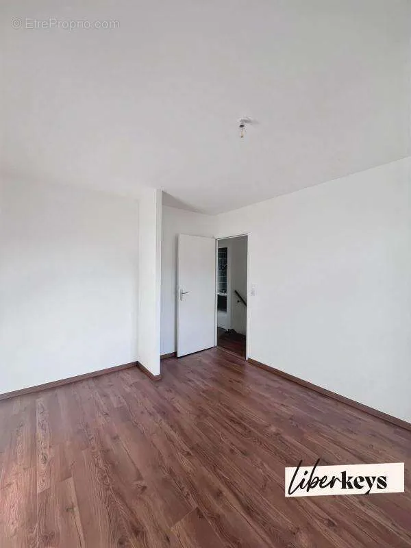 Chambres - Maison Moderne avec Jardin à Ploeren