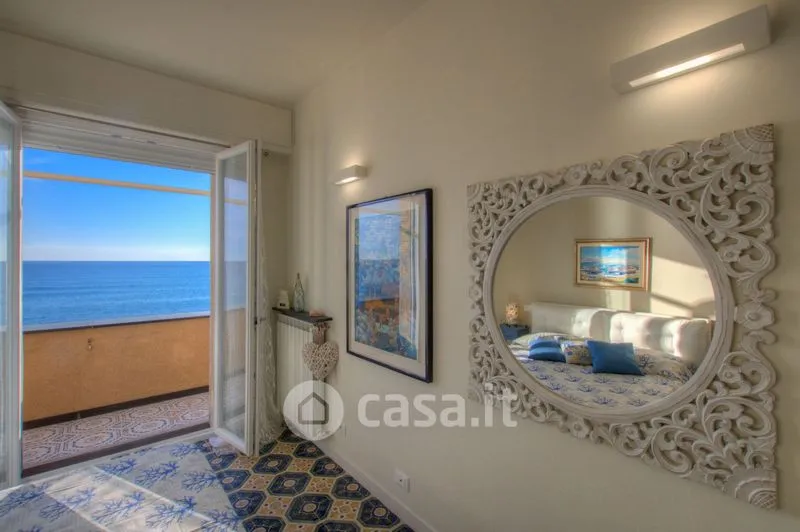 Magamistoad - Seafront Apartment with Balcony in Finale Ligure