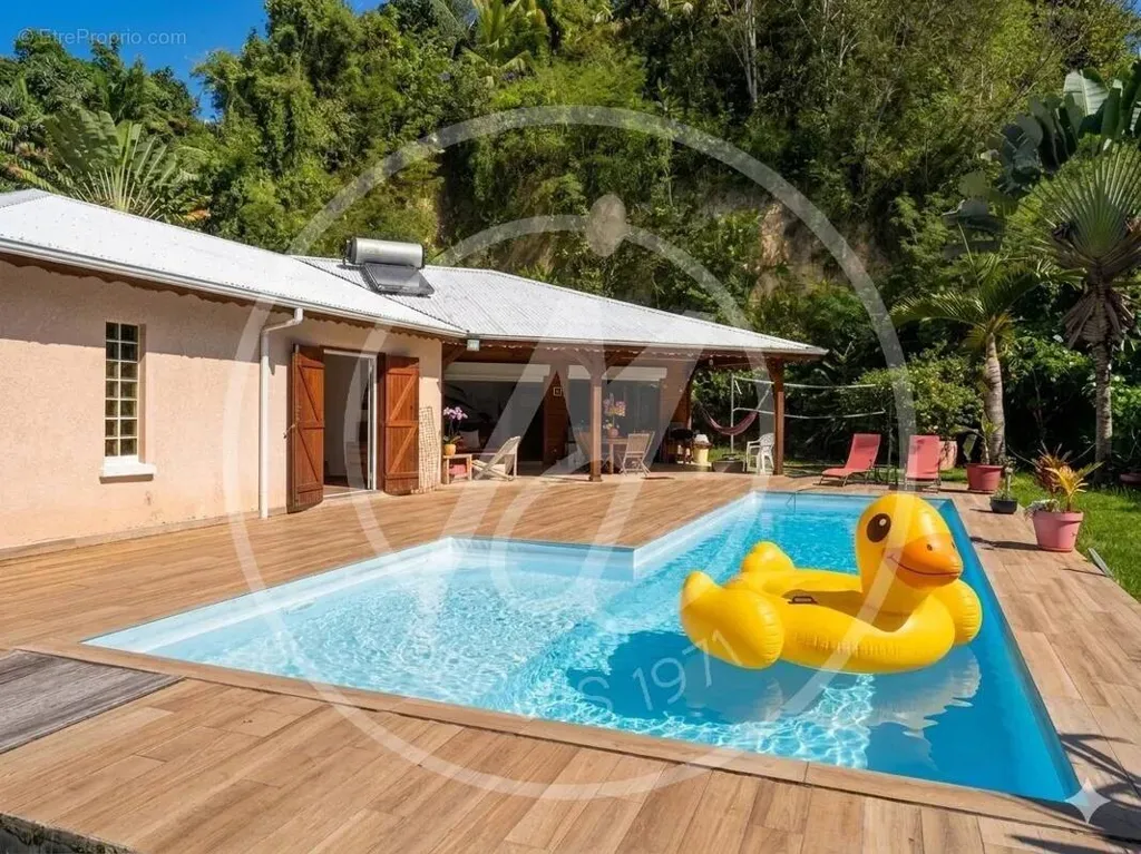 pool_area