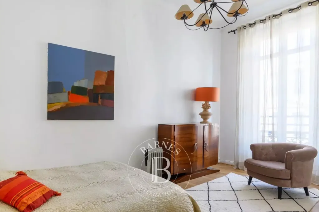 Chambres - Appartement Luxe Duplex avec Jardin à Marseille