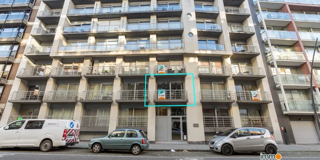 Exterior - Apartment with Terrace in Ostend's Historic Centre