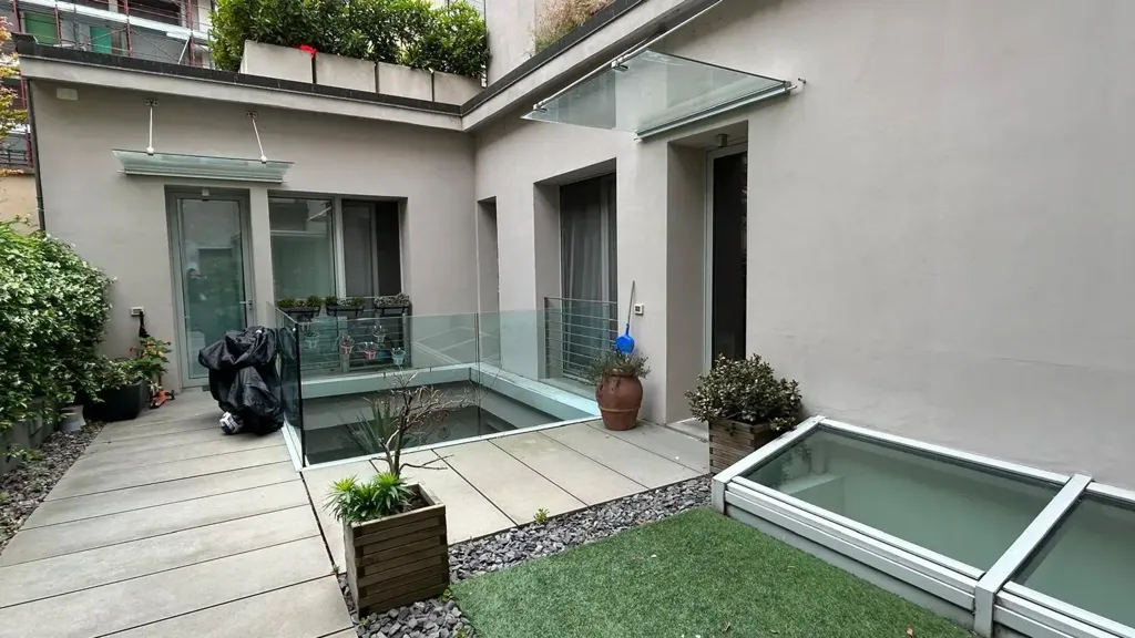 Terrasse - Loft Apartment with Large Windows in Mantova Centre