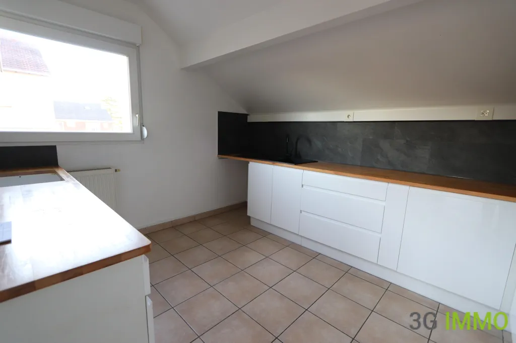 Köök - T5 Apartment with Terrace in Clouange