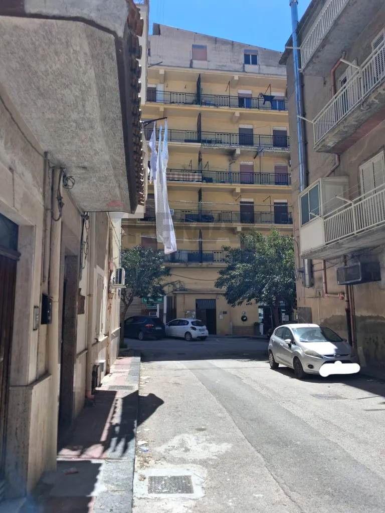 Välivaade - Unfurnished Flat with Balcony in Favara