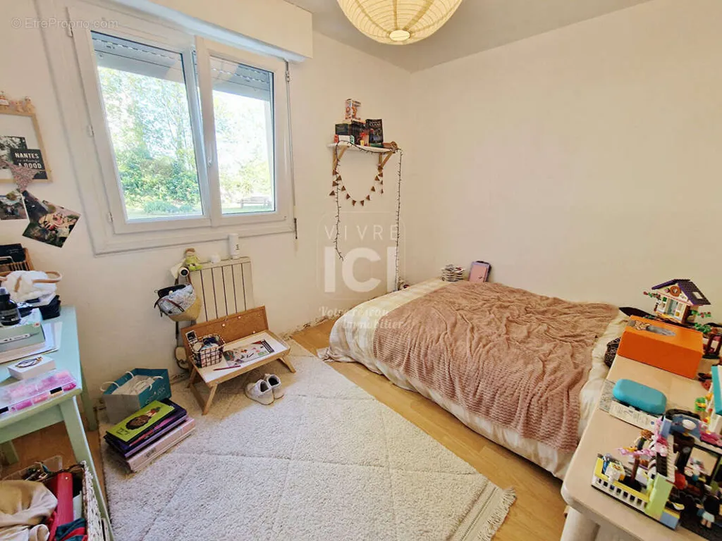 Chambres - Appartement T4 avec Parking et Ascenseur à Nantes