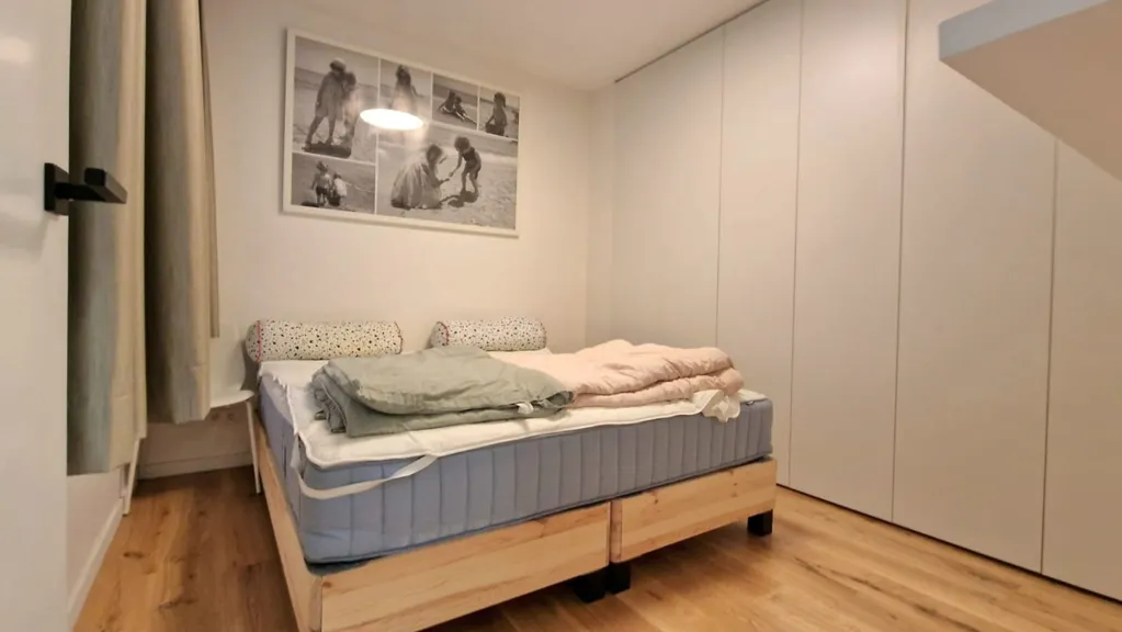 Magamistoad - Renovated Apartment with Terrace in De Panne