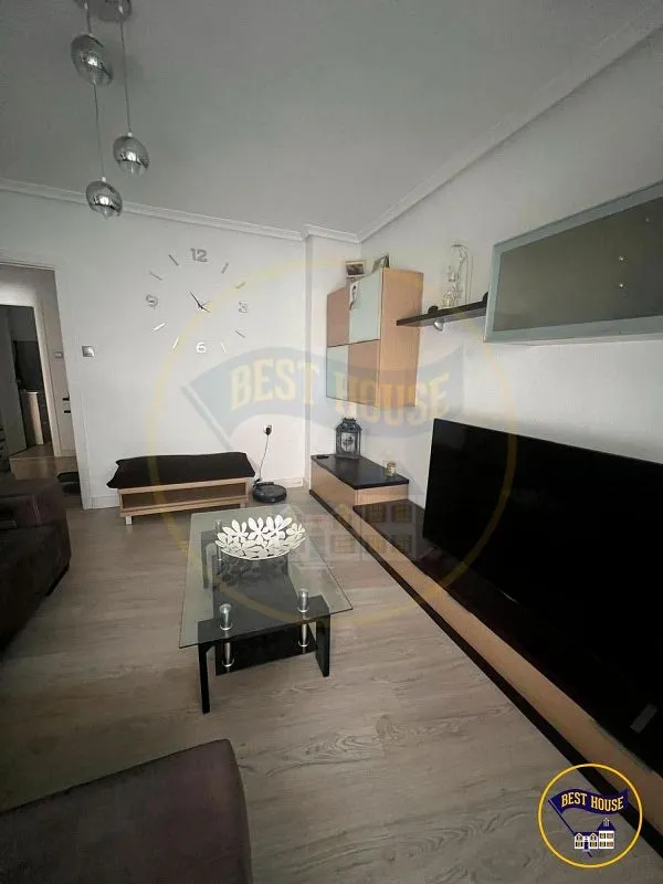 Elutuba - Ample Flat with Terrace in Cuenca Centre