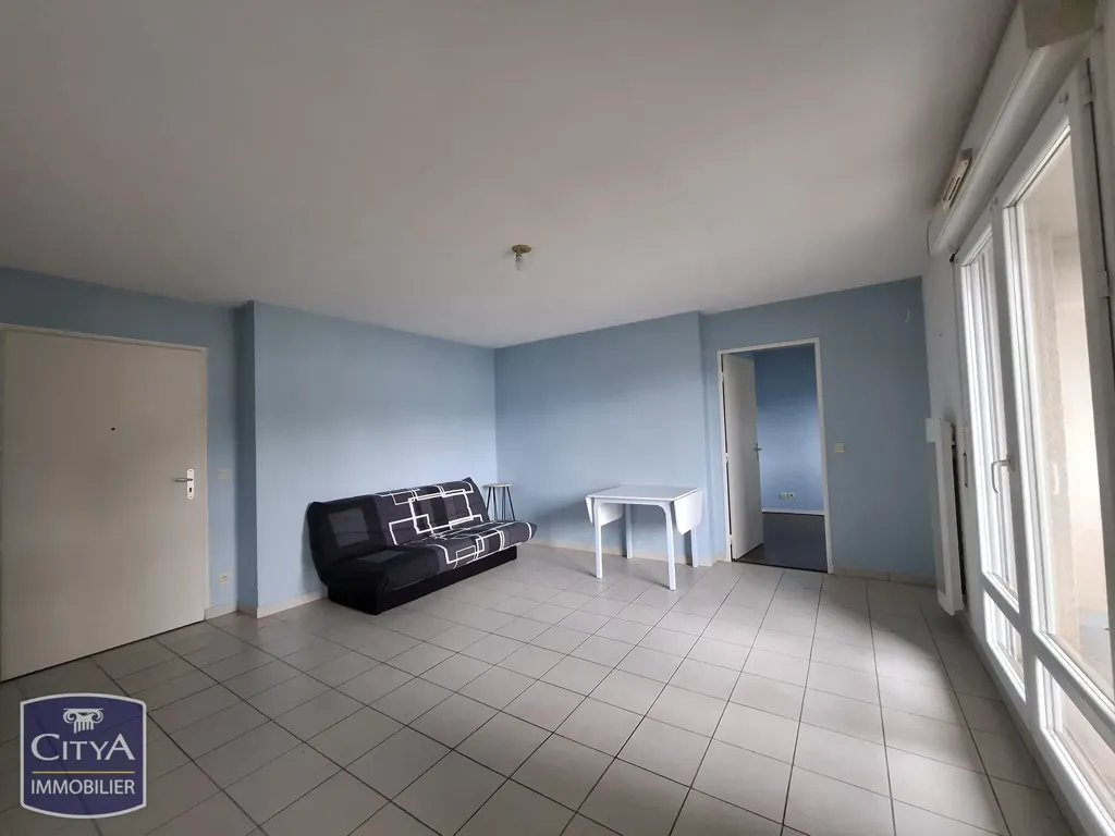 Toad - Modern Flat with Balcony in Vierzon
