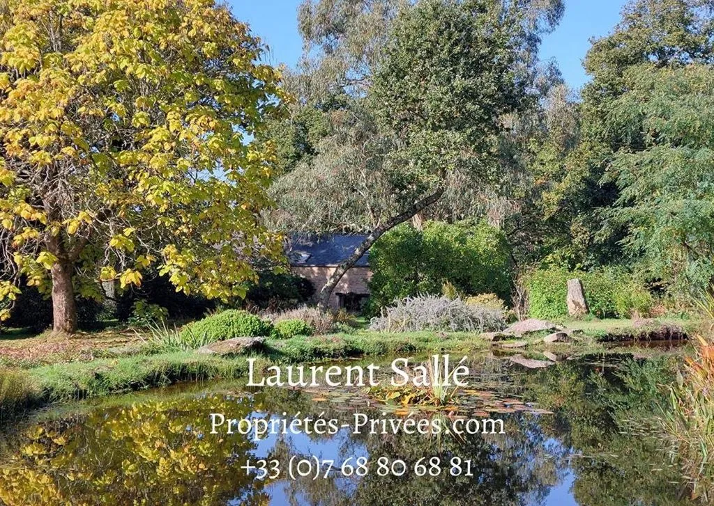 Jardin - Maison de Caractère avec Parc Arboré près de Questembert