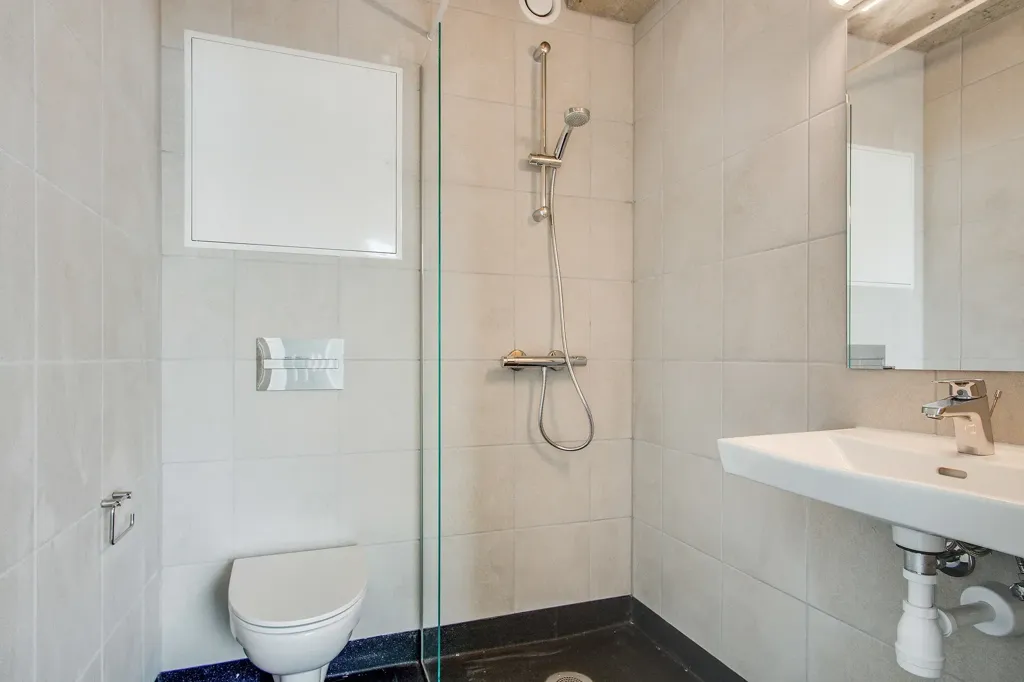 Bagni - One-Bedroom Flat with Communal Areas in Odense C