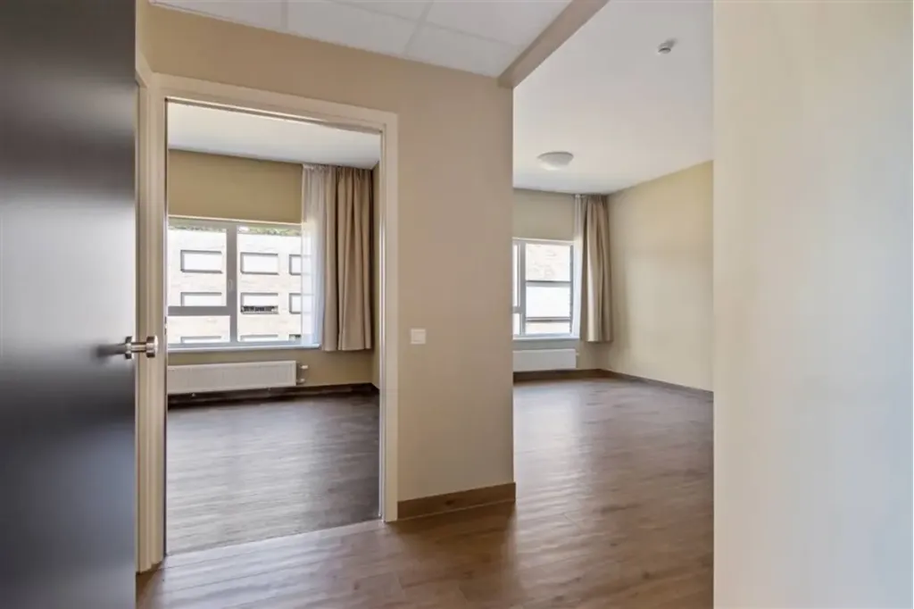 Pièces - Appartement avec Vue Est et Garage à Grobbendonk