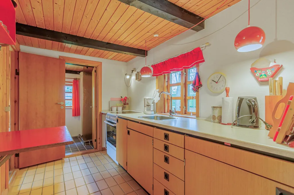 2-room house in Asaa
