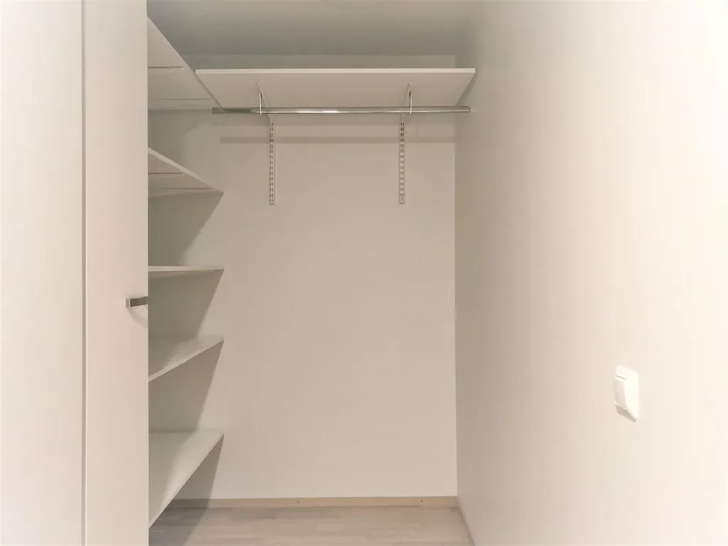 Toad - Modern Flat with Wardrobe in Etu-Lyötty, Oulu