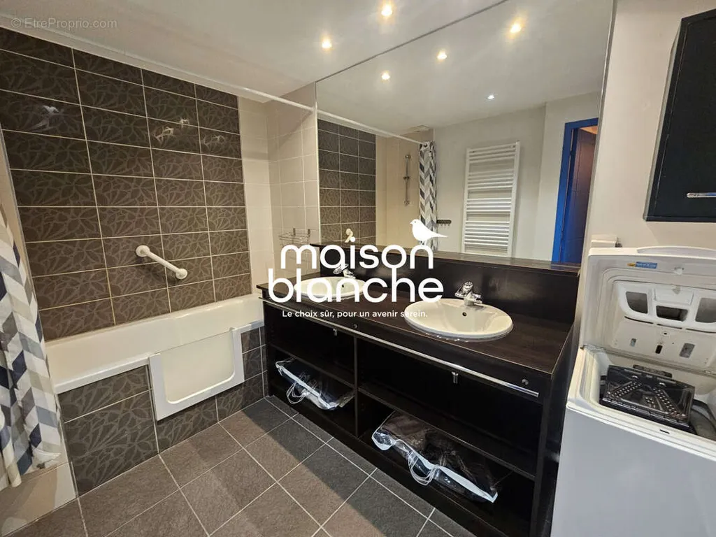 Salles de bain - Appartement T4 avec Balcon Sud-Ouest à Angers