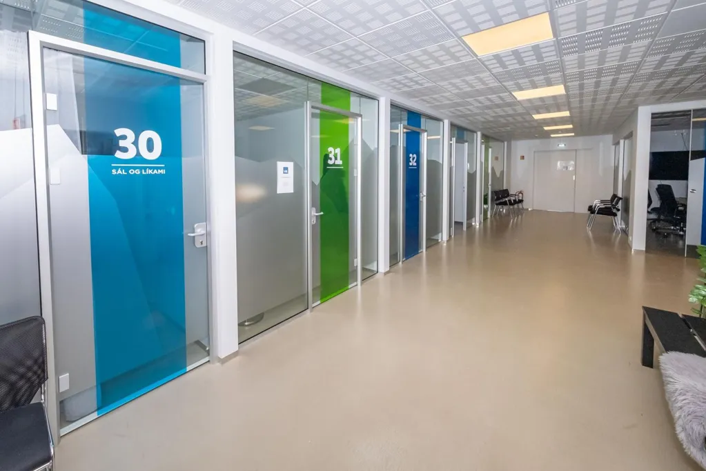 Ingresso - Office Space with Sea View in Reykjavik