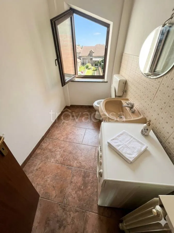 Salles de bain - Cascina with Private Garden in Roletto