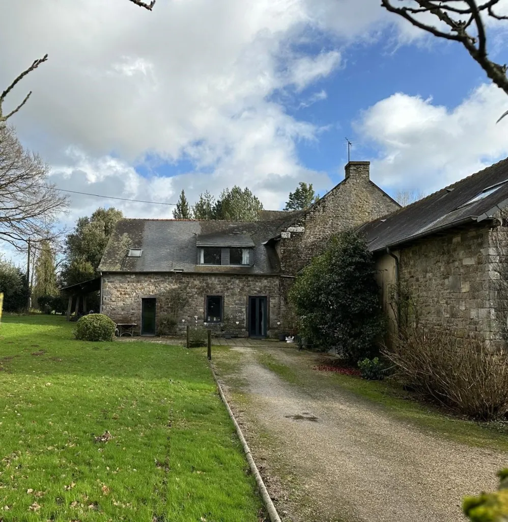 Extérieur - Maison de Caractère Ancien Prieuré à Melesse