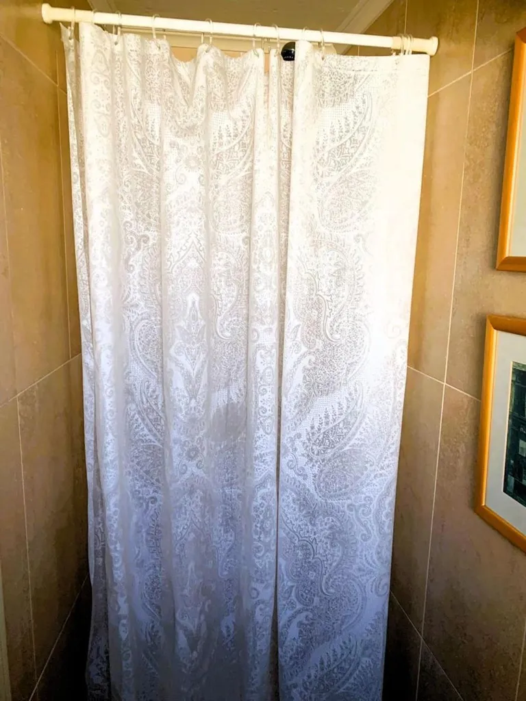 Vannitoad - Spacious House with Mountain Views in Sin