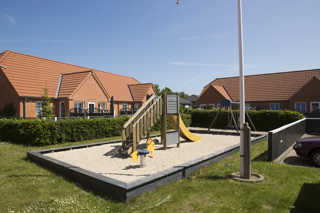 Aed - One-Bedroom Flat with Pets Allowed in Hals