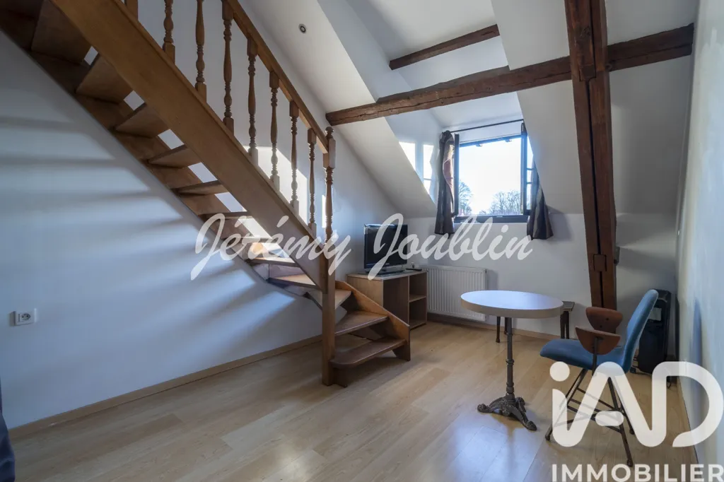 Toad - Charming Mezzanine Studio near RER A